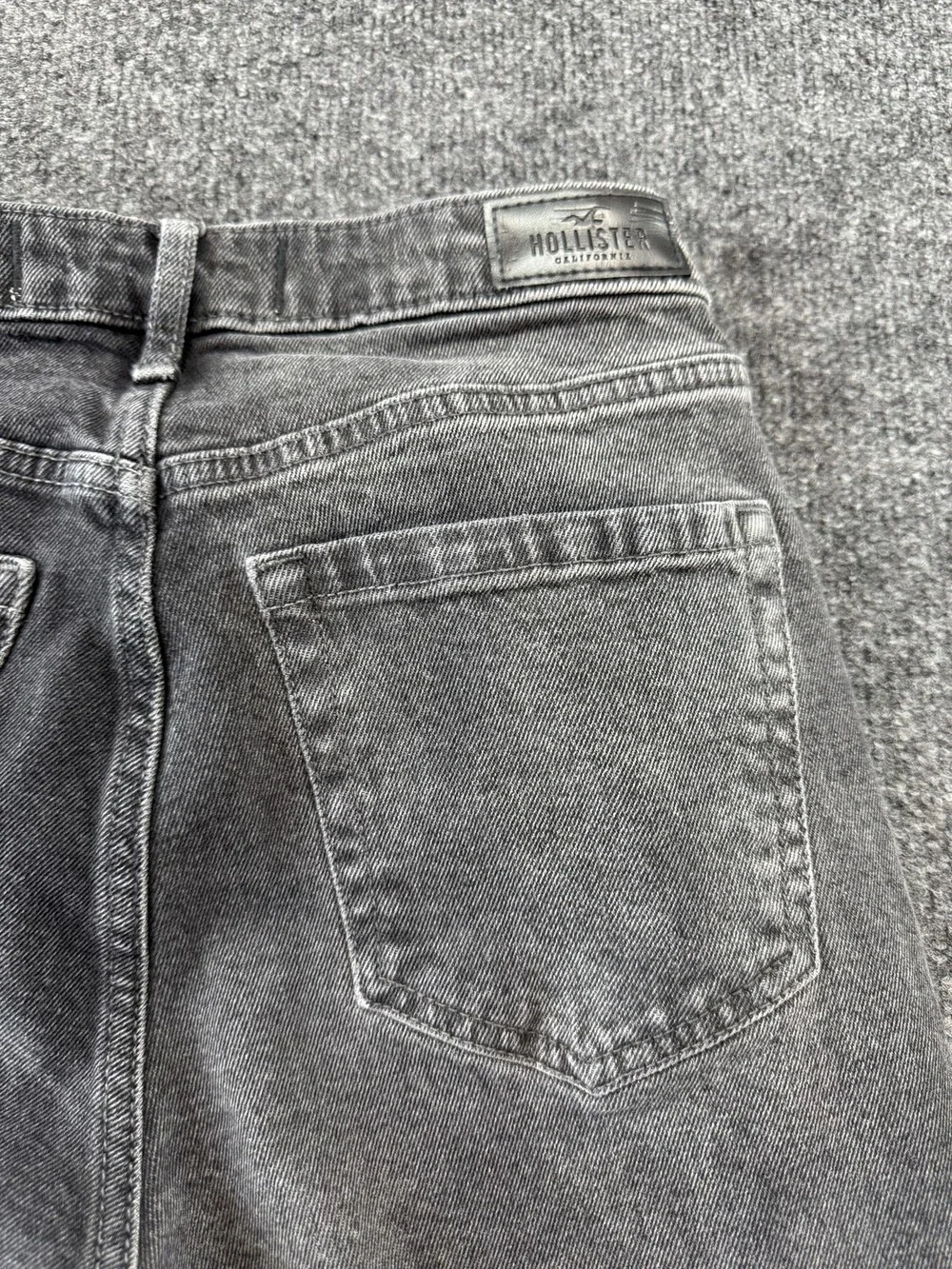 Hollister Jeans Juniors 5R Gray Charcoal Wash Curvy High Rise Mom Denim Pants